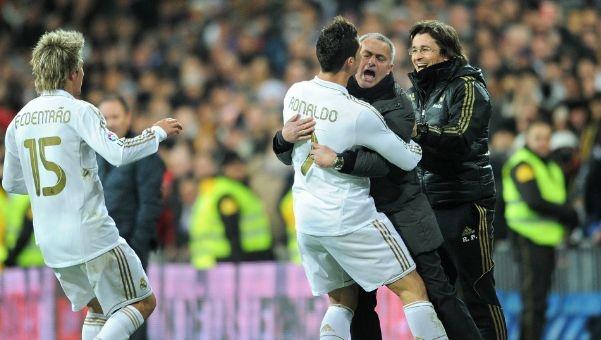 穆雷砍50+且投篮命中率超75%场次，后卫领域仅次于乔丹