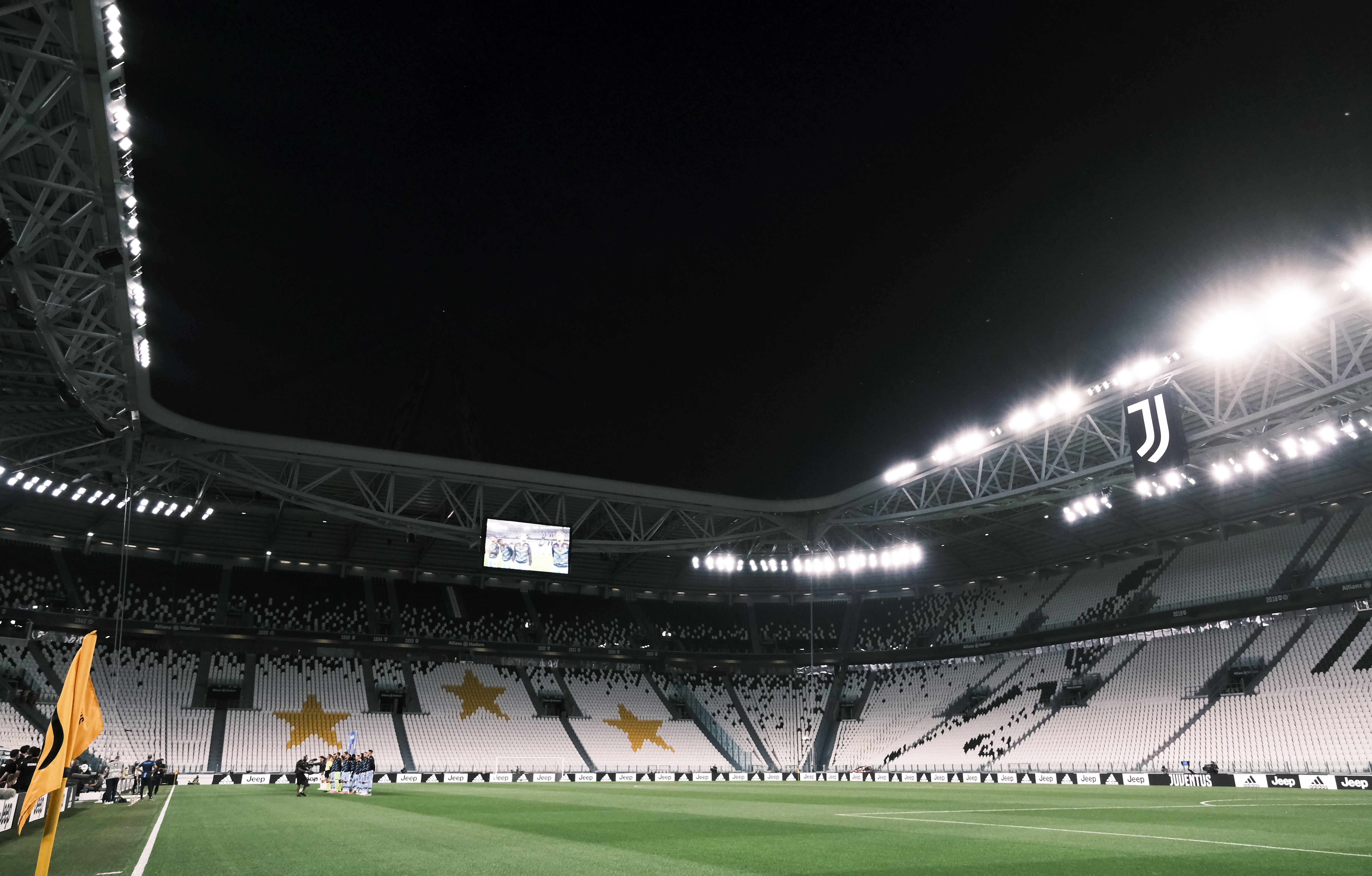 NBA战报：爱德华兹26分12板，森林狼112-107击败雷霆（森林狼112-107险胜雷霆，爱德华兹砍下26分12篮板）